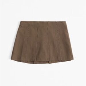 Mid Rise Pleated Mini Skort Brown